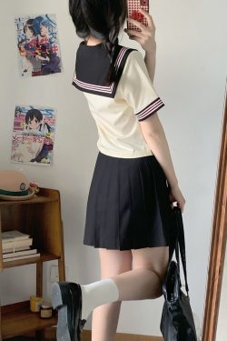 Women's Waist-Defined Sailor Suit Uniform Set - Camellia & Book Custard Short Sleeve College Style Summer Fashion