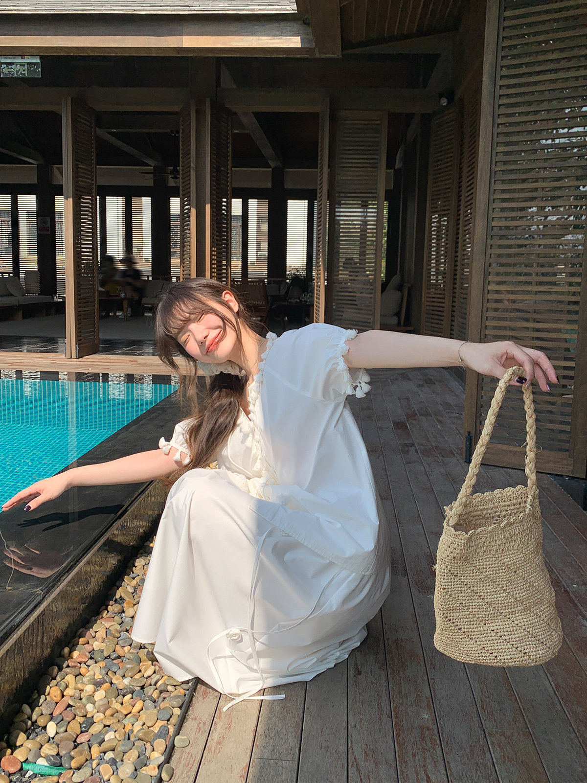 Women's White Half-Length A-Line Skirt with 3D Rose Flower Decoration - Summer 2025 Trendy Floral Style Women's White Half-Length A-Line Skirt with 3D Rose Flower Decoration - Summer 2025 Trendy Floral Style