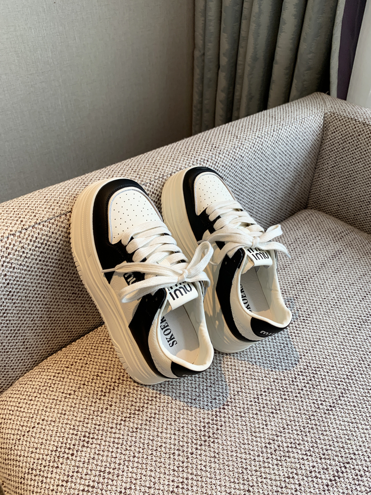 Women's White Height-Increasing Sneakers 2025 - Versatile Thick-Soled Casual Sports Shoes for Students Women's White Height-Increasing Sneakers 2025 - Versatile Thick-Soled Casual Sports Shoes for Students