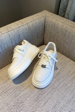 Women's White Lace-Up Sneakers with Thick Sole and Metal Buckle - Versatile Breathable Casual Sports Shoes for Autumn Fashion