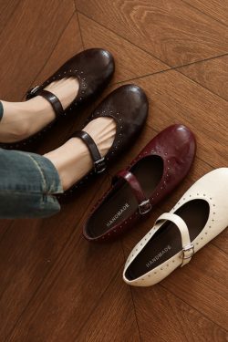 Women's White Mary Jane Shoes with Rivets, Soft Bottom Summer Flats, Hidden Height, Large Size 41-42, Stylish Comfort