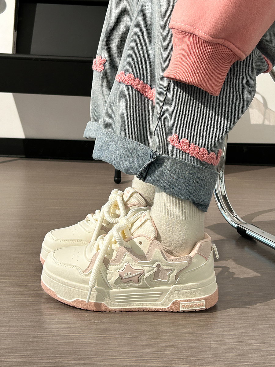 Women's White Thick-Soled Sneakers - Breathable Casual Skate Shoes for Spring Summer - Versatile Niche Fashion Footwear Women's White Thick-Soled Sneakers - Breathable Casual Skate Shoes for Spring Summer - Versatile Niche Fashion Footwear