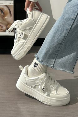 Women's White Thick-Soled Sneakers - Breathable Soft Sole Casual Shoes for Summer - Niche Design Korean Style Fashion Footwear