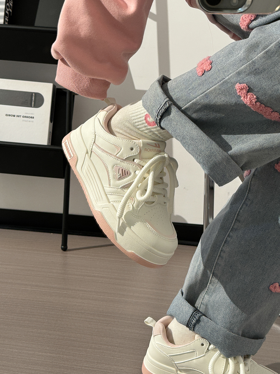 Women's White Thick-Soled Sneakers - Breathable Summer Board Shoes, Versatile Niche Design for Everyday Wear Women's White Thick-Soled Sneakers - Breathable Summer Board Shoes, Versatile Niche Design for Everyday Wear