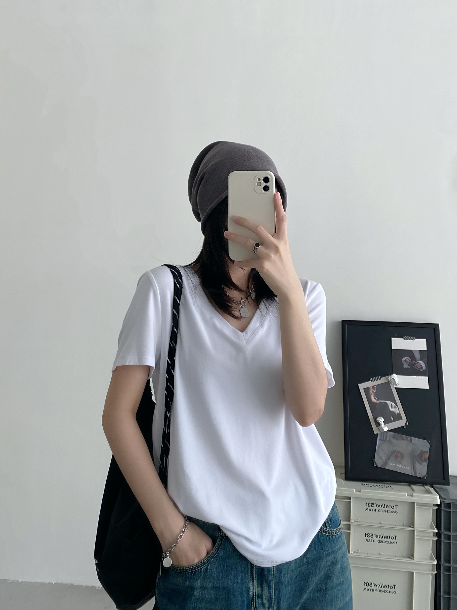 Women's White V-Neck Short Sleeve T-Shirt, Loose Fit Drop Shoulder, Spring Summer Basic Top, Versatile Layering Piece Women's White V-Neck Short Sleeve T-Shirt, Loose Fit Drop Shoulder, Spring Summer Basic Top, Versatile Layering Piece