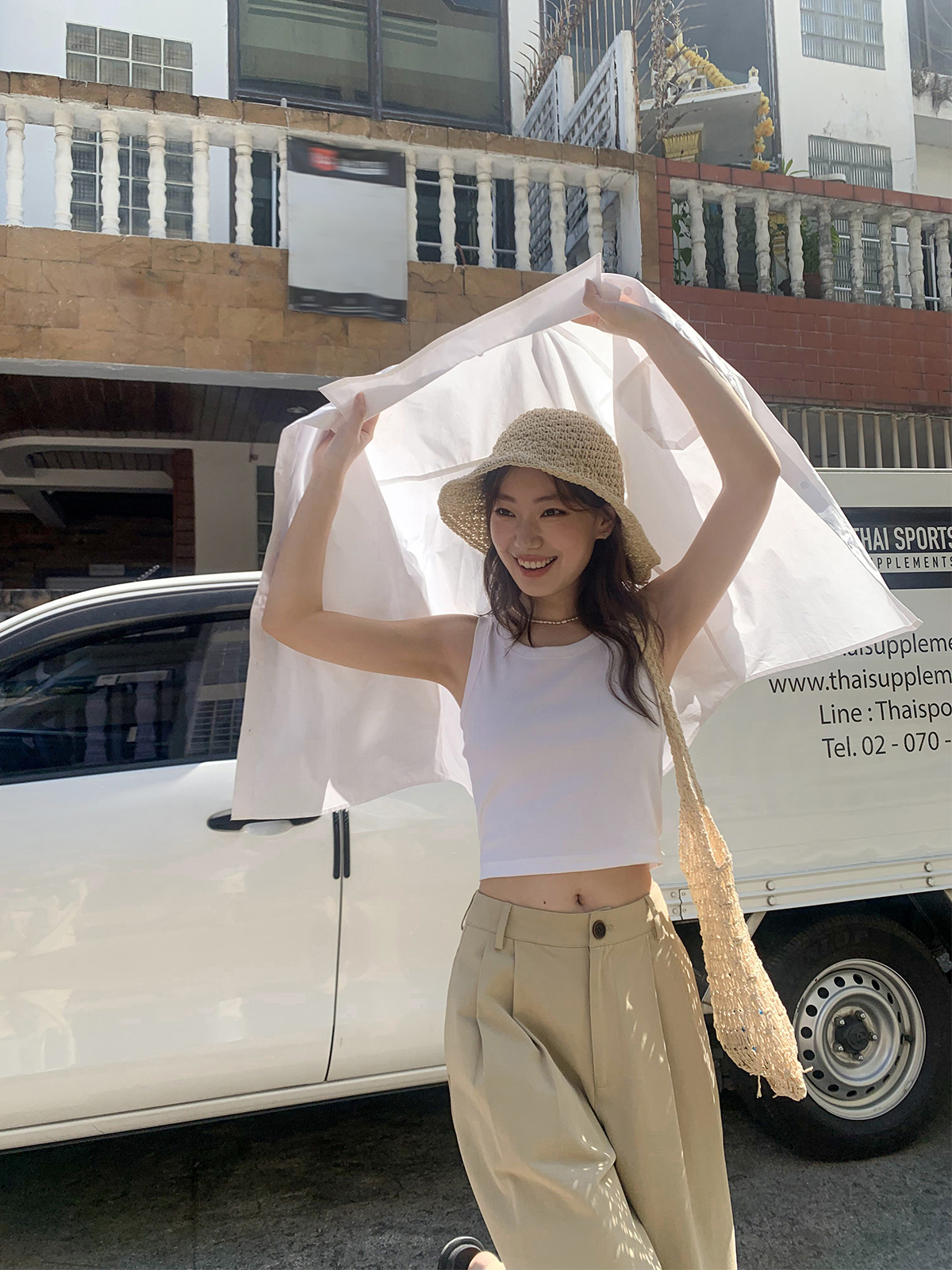 Women's Wide-Edged Round Neck Slim-Fit Short Vest Camisole Top - Summer 2025 Fashion, Trendy Casual Style Women's Wide-Edged Round Neck Slim-Fit Short Vest Camisole Top - Summer 2025 Fashion, Trendy Casual Style