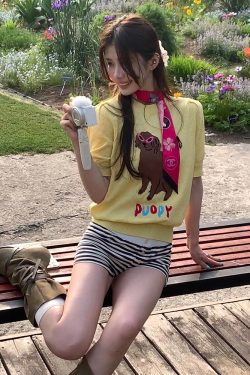 Women's Y2K Cropped Yellow Knitted Top with Dog Embroidery - Short Sleeve Round Neck Fun Summer Style