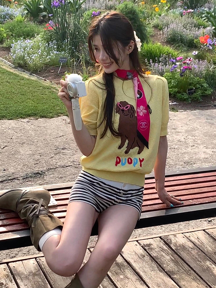 Women's Y2K Cropped Yellow Knitted Top with Dog Embroidery - Short Sleeve Round Neck Fun Summer Style Women's Y2K Cropped Yellow Knitted Top with Dog Embroidery - Short Sleeve Round Neck Fun Summer Style