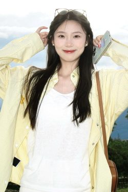 Women's Yellow Striped Shirt with Dog Embroidery, Loose Summer Jacket, American Style, Sun Protection, Trendy Dopamine Top