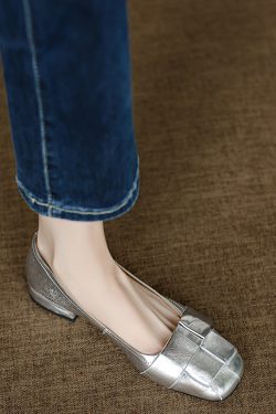 Woven Square-Toe Slip-On Flat Shoes for Women – Slimming Design, Shallow Mouth Style, Trendy Italian Aesthetic, Perfect for Everyday Wear