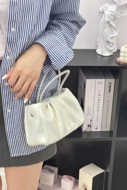 Wrinkled Cloud Bag for Women - 2023 Summer Niche Design, Trendy Crossbody Handbag with Chain, Versatile Fashion Accessory