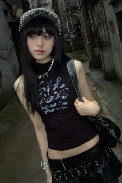 Y2K American-Style Half-High Collar Sleeveless T-Shirt Vest for Women - Trendy Slim-Fit Summer Top