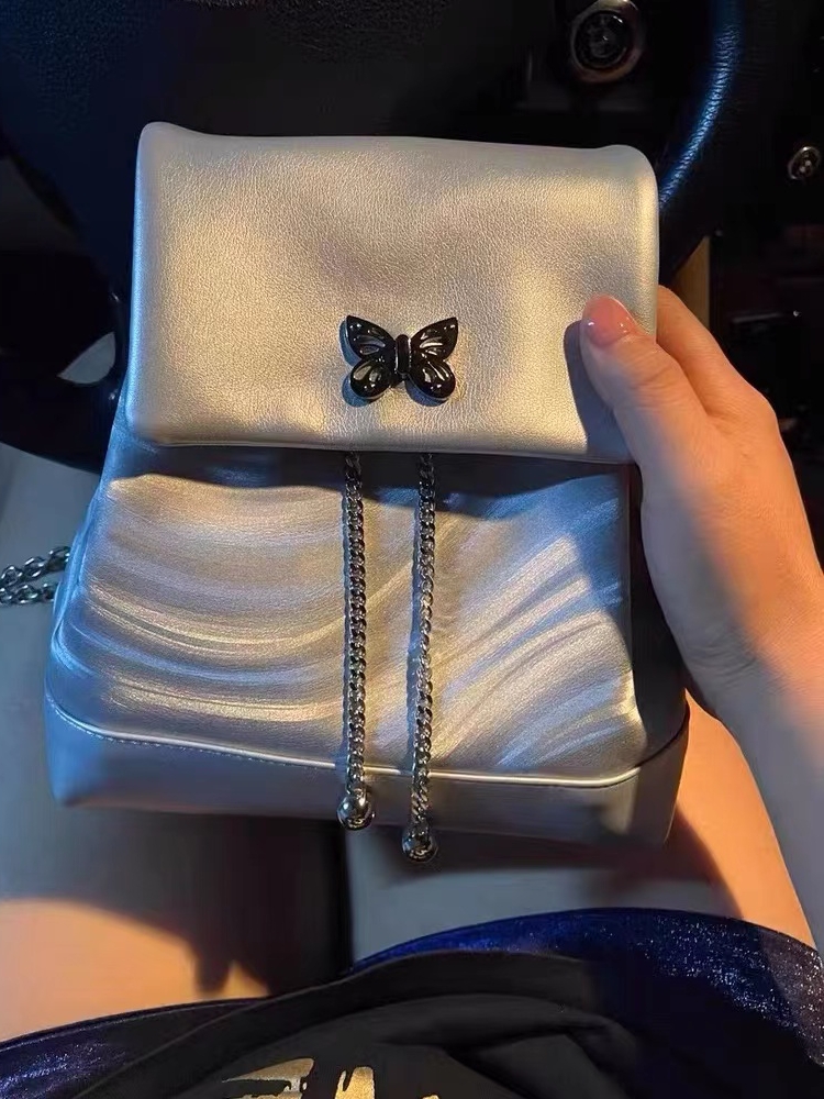 Y2K Butterfly Chain Backpack for Women - High-End Silver Small Bag, Sweet Cool Hot Girl Style, 2025 Trend Y2K Butterfly Chain Backpack for Women - High-End Silver Small Bag, Sweet Cool Hot Girl Style, 2025 Trend