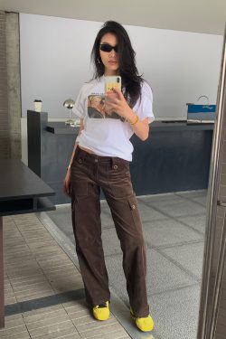 Y2K Cargo Pants with Zipper in Brown and Green - Towel Elastic Material, Trendy Waist-to-Hip Ratio, Urban Street Style