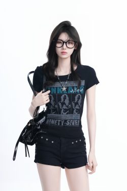 Y2K Dark Style Slim Short-Sleeve T-Shirt for Women - Fitted Base Layer Top for Petite Figures with Unique Mountain Quote Design