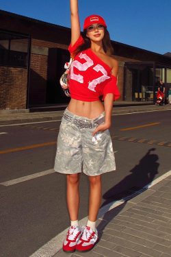 Y2K Off-Shoulder Red T-Shirt for Summer, Loose Fit Short-Sleeve Top with Digital Print, Spicy Girl American Style