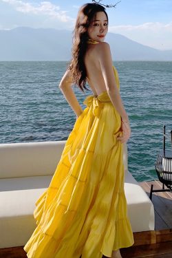 Yellow Backless Beach Vacation Dress, Slimming Long Skirt, French Design, Perfect for Sanya Travel and Summer Getaways