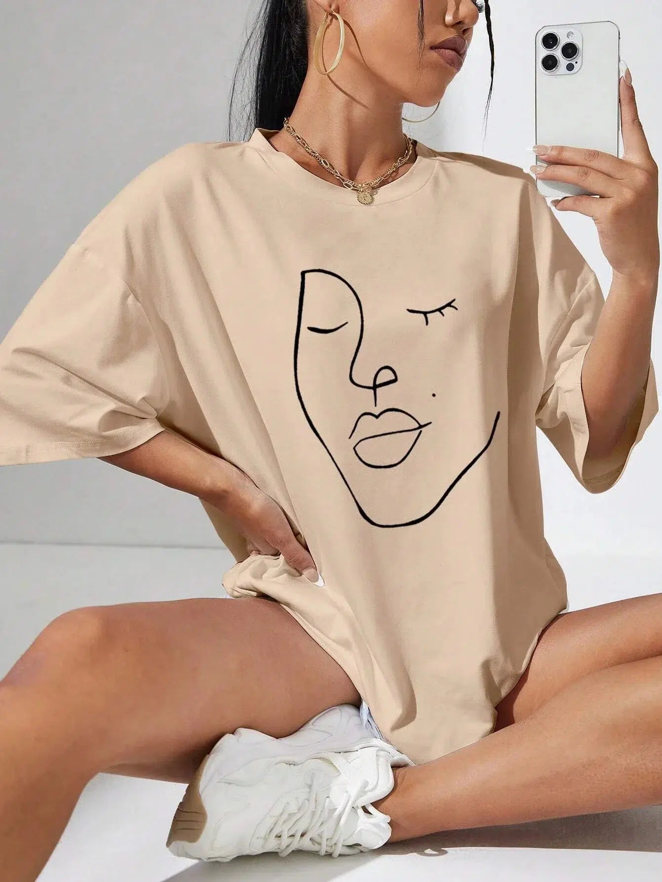 Style Core Aesthetics, New Style Trends - Abstract Woman Face Tee Style Core Aesthetics, New Style Trends - Abstract Woman Face Tee