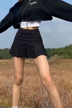 Style Core Aesthetics, New Style Trends - Baby Lies Striped Pleated Skirt