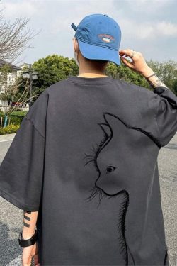 Style Core Aesthetics, New Style Trends - Back Printed Cat Tee