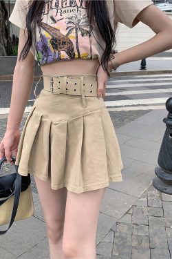 Style Core Aesthetics, New Style Trends - Belt Detail Pleated Mini Skirt