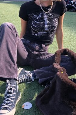 Style Core Aesthetics, New Style Trends - Black Skeleton Crop Top