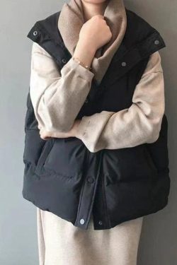 Style Core Aesthetics, New Style Trends - Buttoned Sleeveless Padded Down Jacket