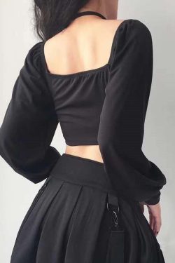 Style Core Aesthetics, New Style Trends - Chain Detailed Square Neck Crop Top