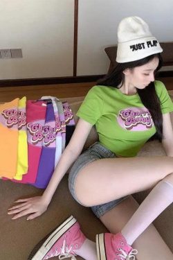 Style Core Aesthetics, New Style Trends - Cherry Baby Crop Top