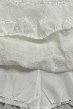 Style Core Aesthetics, New Style Trends - Coquette Ruffled Lace Mini Skirt