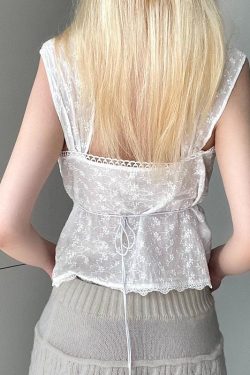 Style Core Aesthetics, New Style Trends - Coquette Square Neckline Top