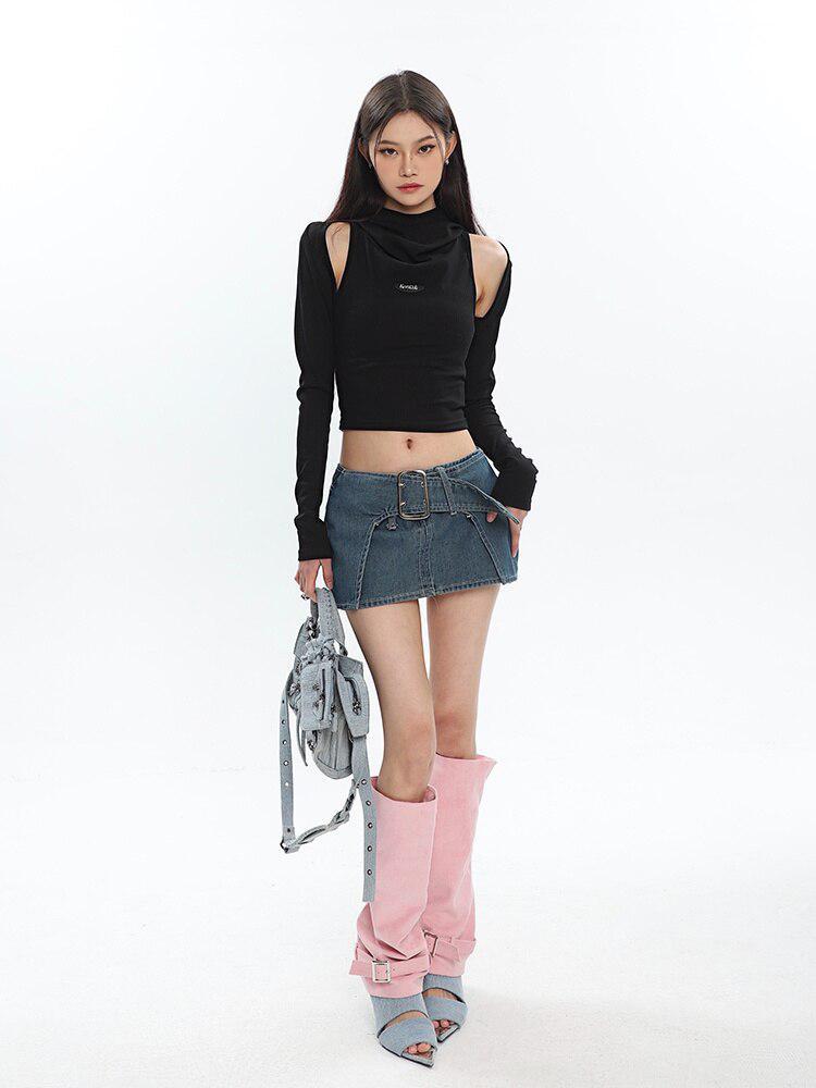 Style Core Aesthetics, New Style Trends - Cowl Collar Cut-Out Crop Top Style Core Aesthetics, New Style Trends - Cowl Collar Cut-Out Crop Top