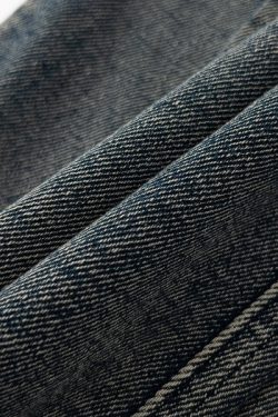 Style Core Aesthetics, New Style Trends - 'Crossed' Jeans