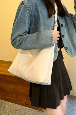 Style Core Aesthetics, New Style Trends - Elyora | Sac hobo moderne