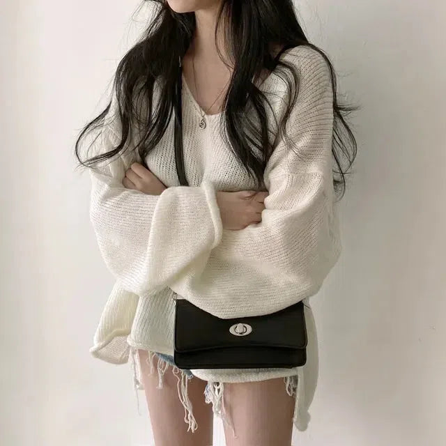 Style Core Aesthetics, New Style Trends - Extra Long Sleeve Loose Sweater Style Core Aesthetics, New Style Trends - Extra Long Sleeve Loose Sweater
