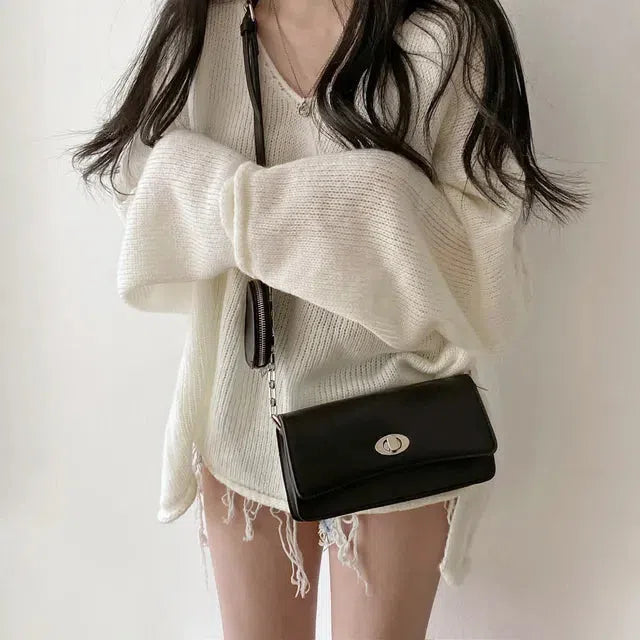 Style Core Aesthetics, New Style Trends - Extra Long Sleeve Loose Sweater Style Core Aesthetics, New Style Trends - Extra Long Sleeve Loose Sweater