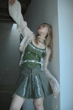 Style Core Aesthetics, New Style Trends - Fairy Grunge Ruffled Crop Cardigan