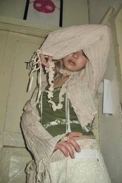 Style Core Aesthetics, New Style Trends - Fairy Grunge Ruffled Crop Cardigan