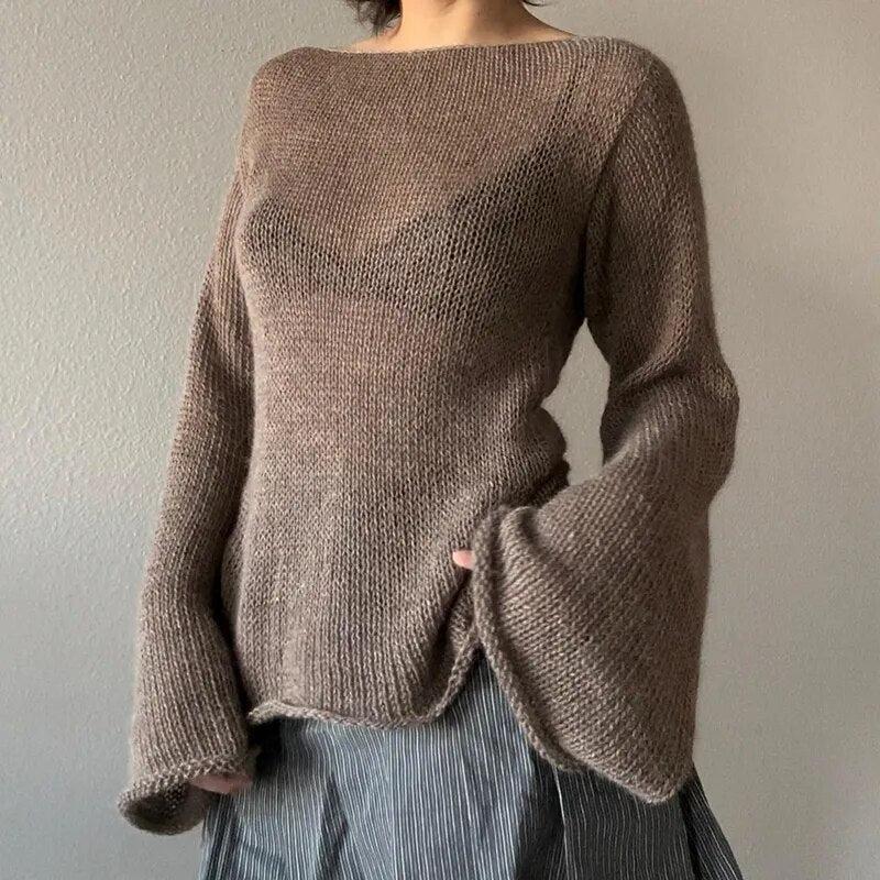 Style Core Aesthetics, New Style Trends - Flare Sleeved Knit Backless Top Style Core Aesthetics, New Style Trends - Flare Sleeved Knit Backless Top