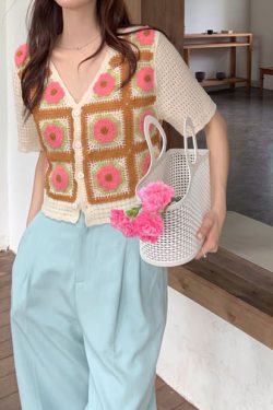 Style Core Aesthetics, New Style Trends - Flower Garden Crochet Top