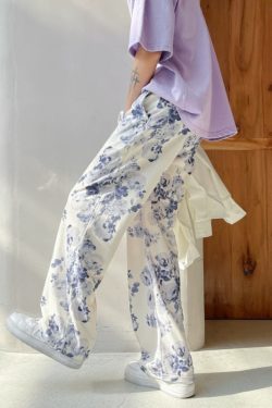 Style Core Aesthetics, New Style Trends - Flower Printed Casual Pants
