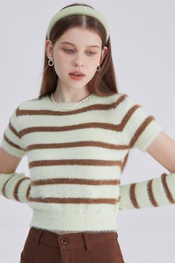 Style Core Aesthetics, New Style Trends - Fuzzy Striped Top + Gloves Set