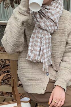 Style Core Aesthetics, New Style Trends - Good Manners Houndstooth Scarf