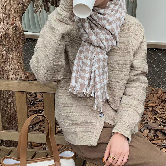 Style Core Aesthetics, New Style Trends - Good Manners Houndstooth Scarf Style Core Aesthetics, New Style Trends - Good Manners Houndstooth Scarf
