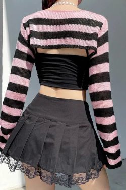 Style Core Aesthetics, New Style Trends - Goth Striped Knitted Shrug Sweater