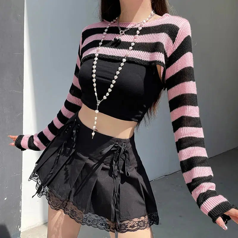 Style Core Aesthetics, New Style Trends - Goth Striped Knitted Shrug Sweater Style Core Aesthetics, New Style Trends - Goth Striped Knitted Shrug Sweater