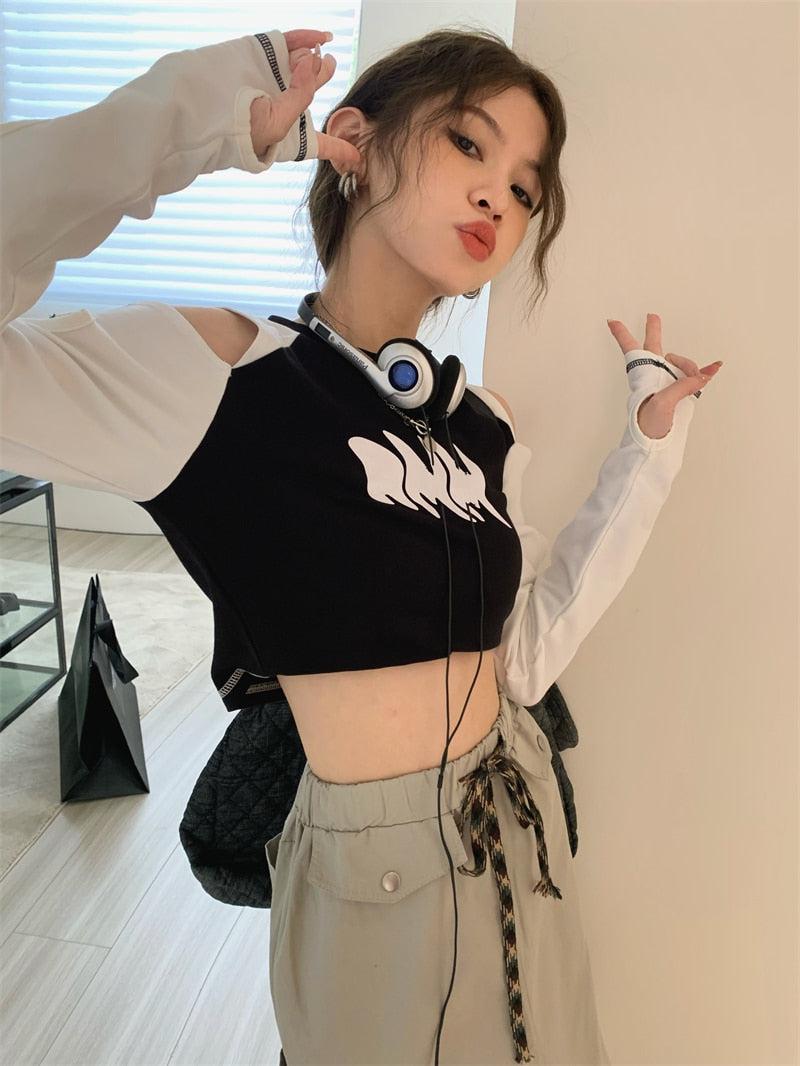 Style Core Aesthetics, New Style Trends - Grunge Cut-Out Crop Top Style Core Aesthetics, New Style Trends - Grunge Cut-Out Crop Top