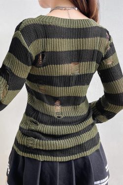 Style Core Aesthetics, New Style Trends - Grunge Distressed Striped Sweater