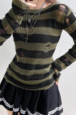 Style Core Aesthetics, New Style Trends - Grunge Distressed Striped Sweater