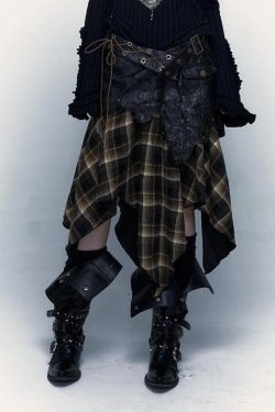 Style Core Aesthetics, New Style Trends - Grunge Faux Leather Plaid Midi Skirt